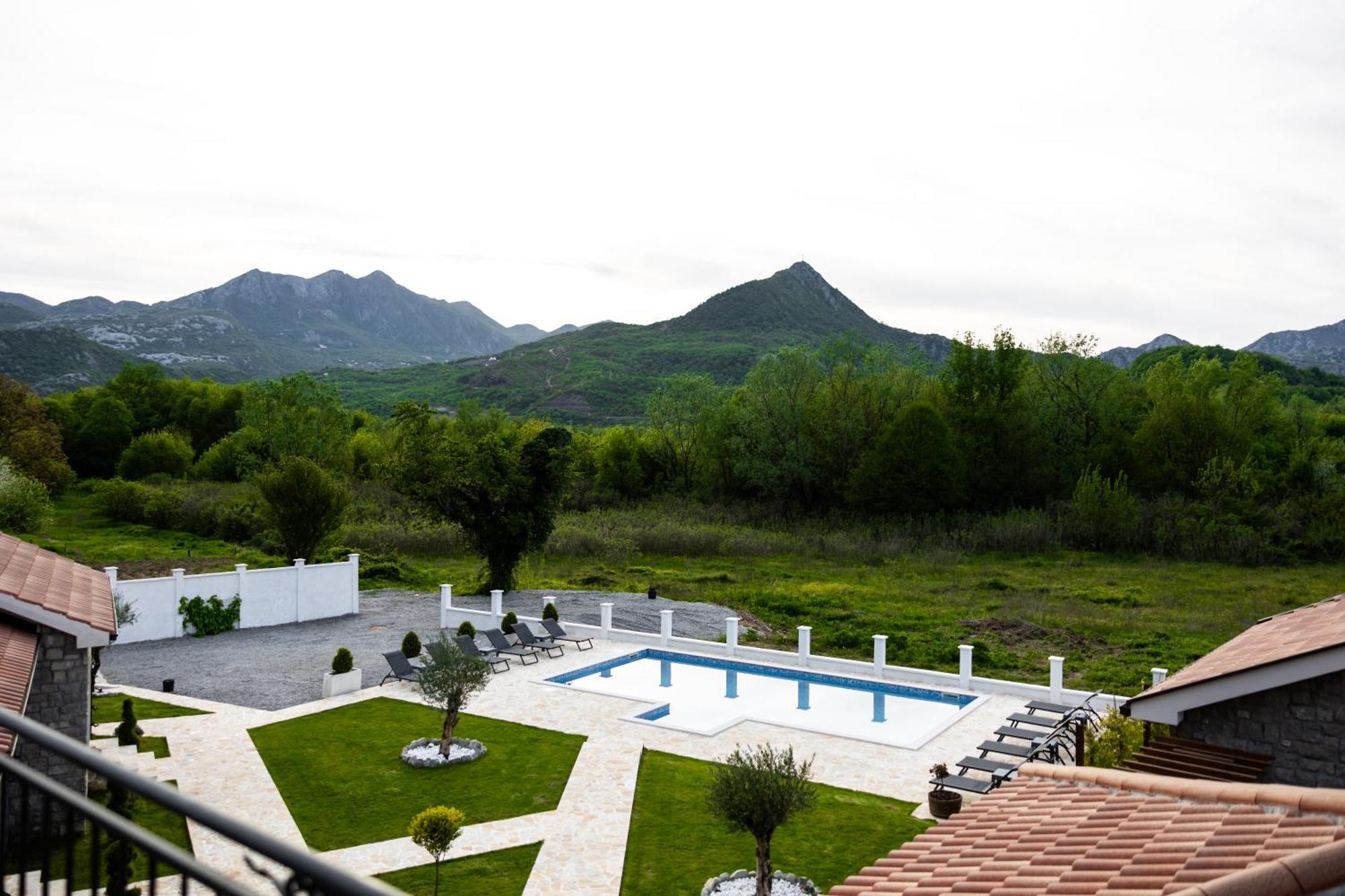 Lake Valley เวียร์ปาซาร์ ภายนอก รูปภาพ
